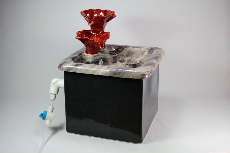 Square pet fountain with flower cascade spout and auto refill system