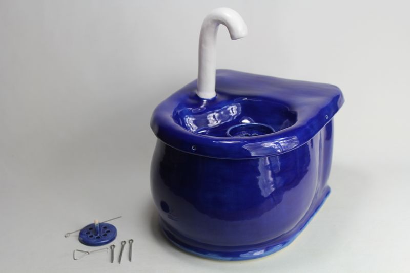 battery operated cordless pet drinking fountain pf17061 