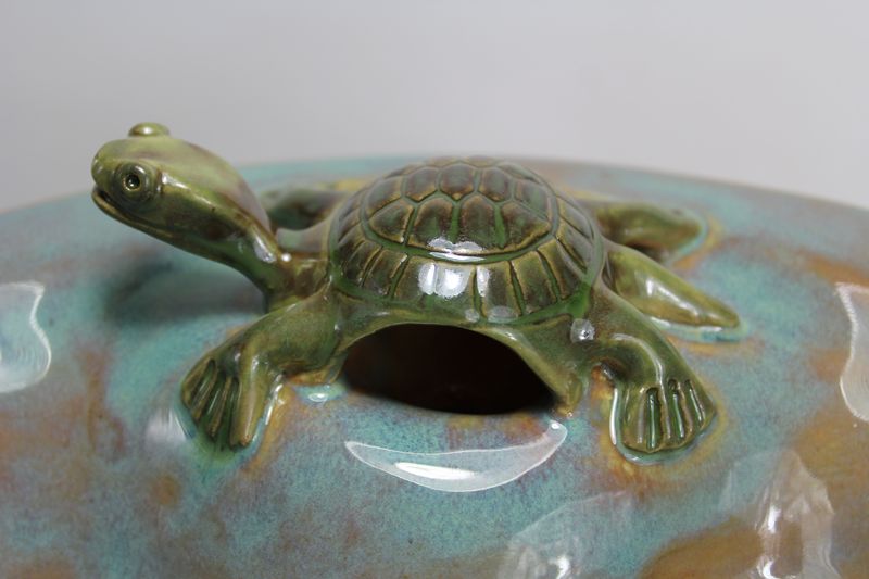 dog fountain with turtle bubbler