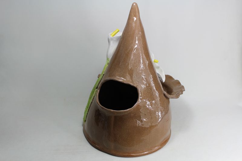 Large cone pet fountain